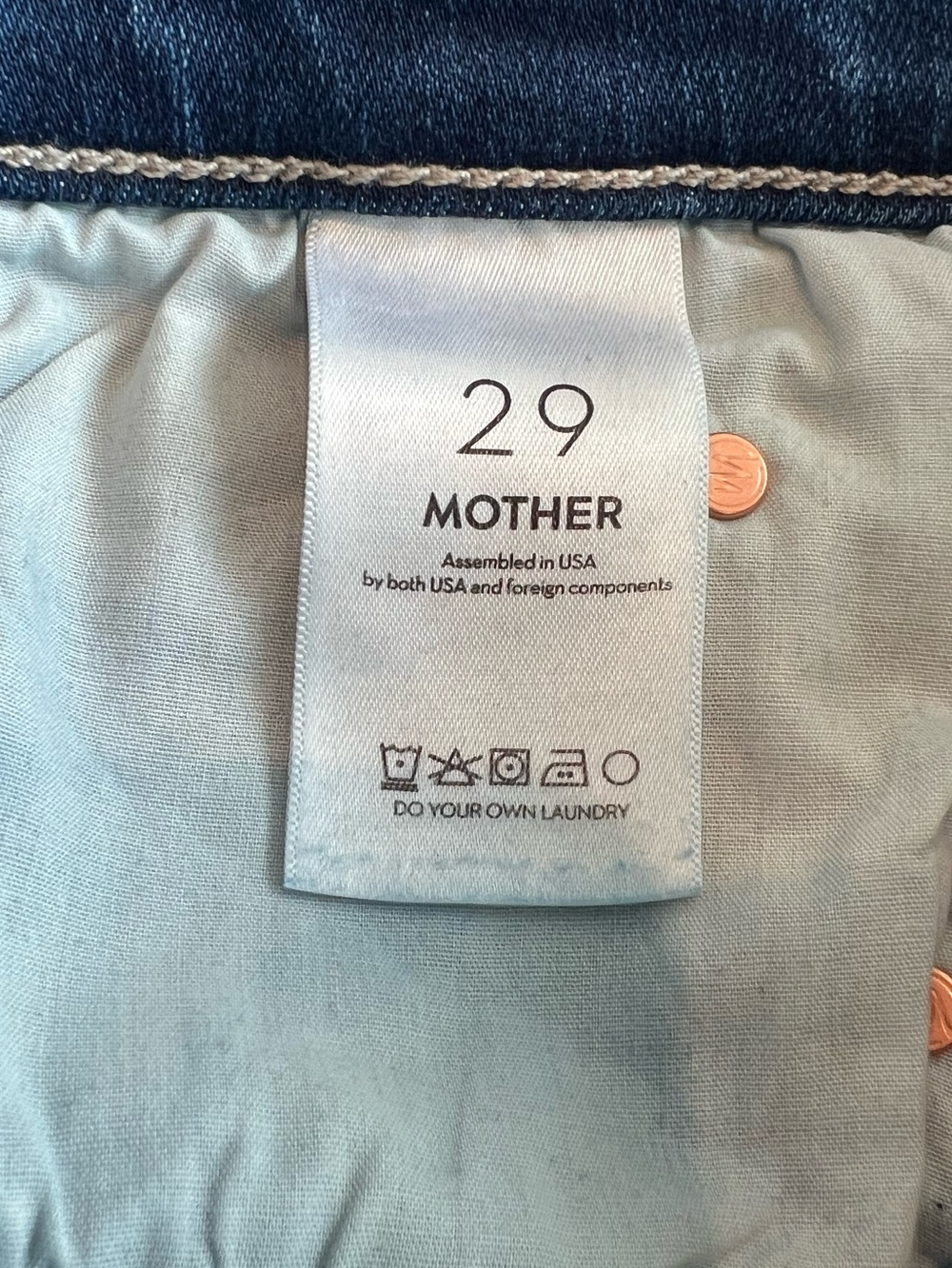MOTHER Runaway Mid Rise Jeans Flare Slim New Size 29 Prized Possession Denim - Picture 16 of 16